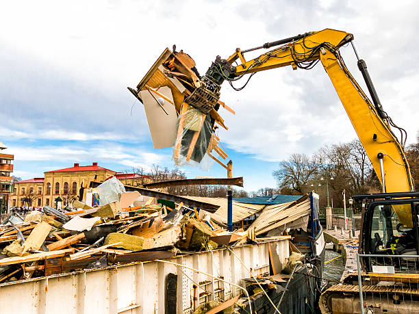 Best Yard Cleanup Services  in Shenorock, NY